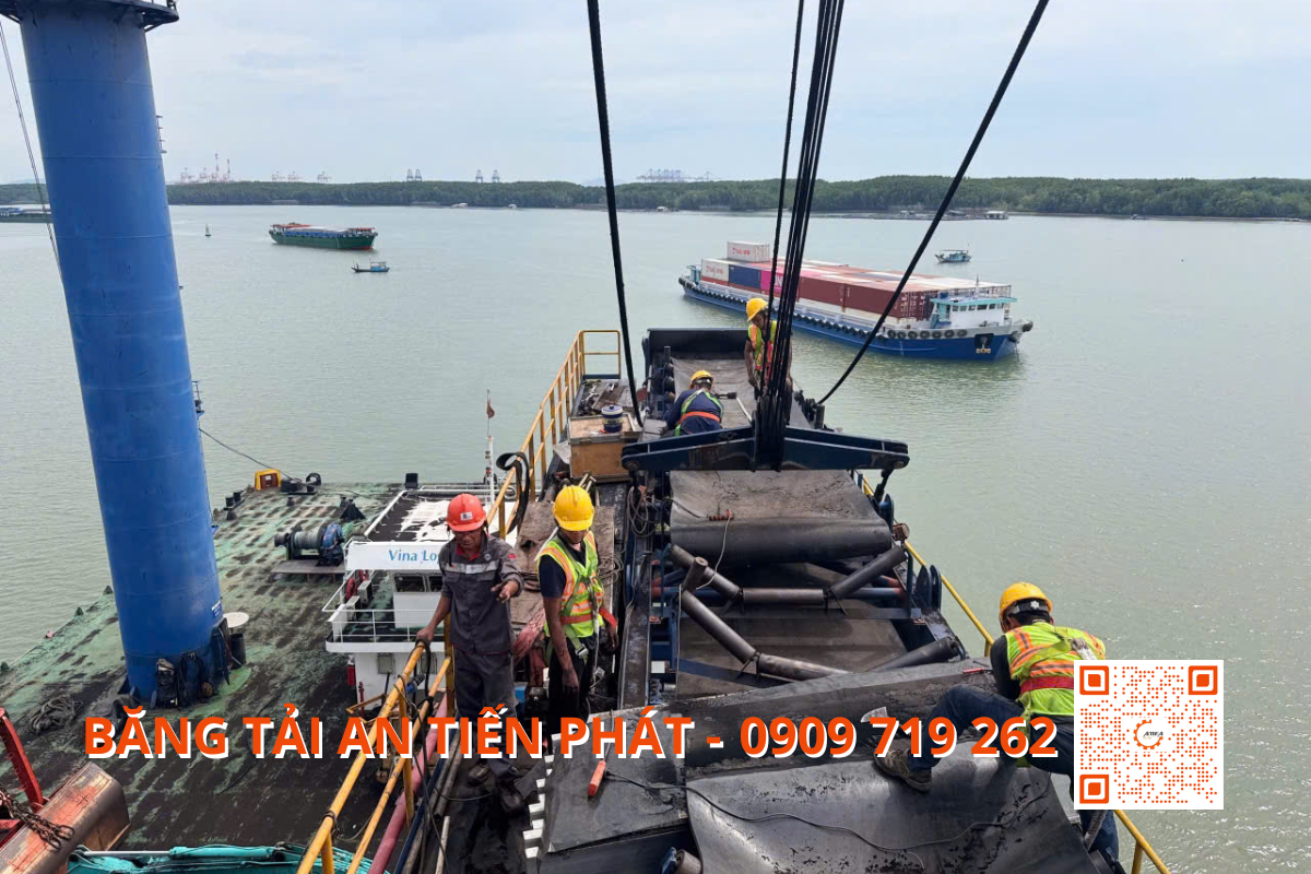 Ép nối băng tải cao su tại công trường