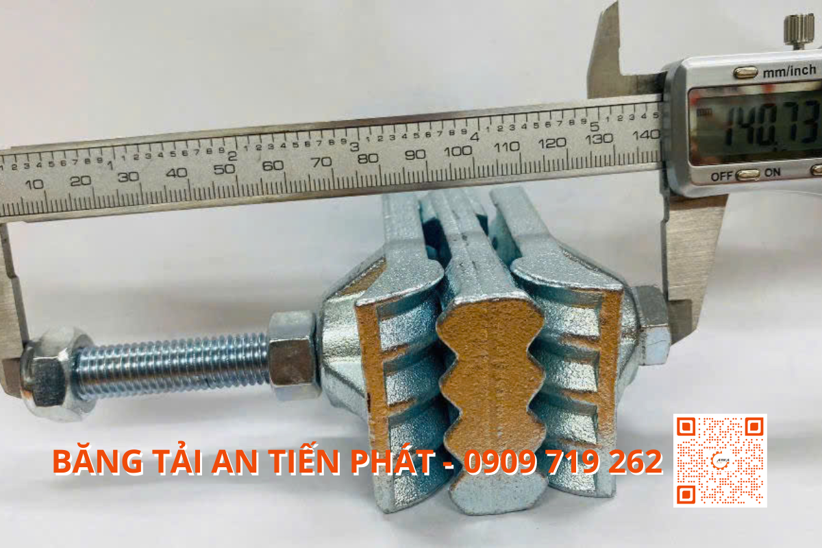 kẹp nối dây băng tải gầu